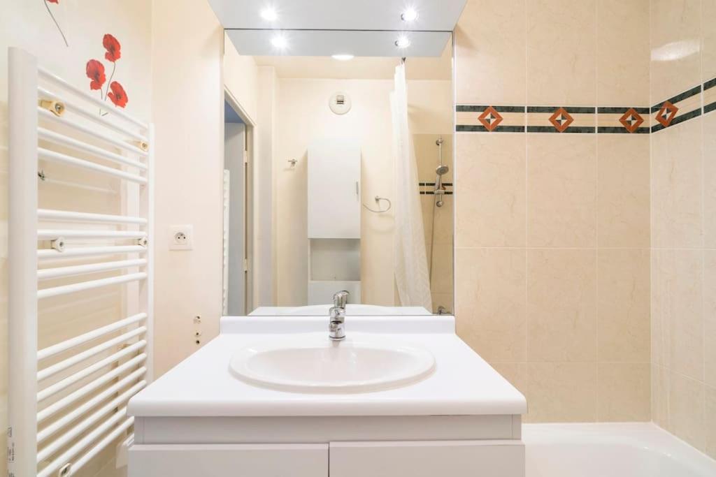 Appartement Avec Jardin Et Terrasse Pres De Paris Мант-ла-Жоли Экстерьер фото