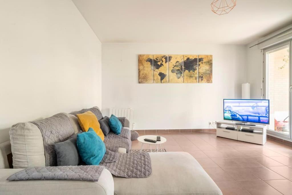 Appartement Avec Jardin Et Terrasse Pres De Paris Мант-ла-Жоли Экстерьер фото